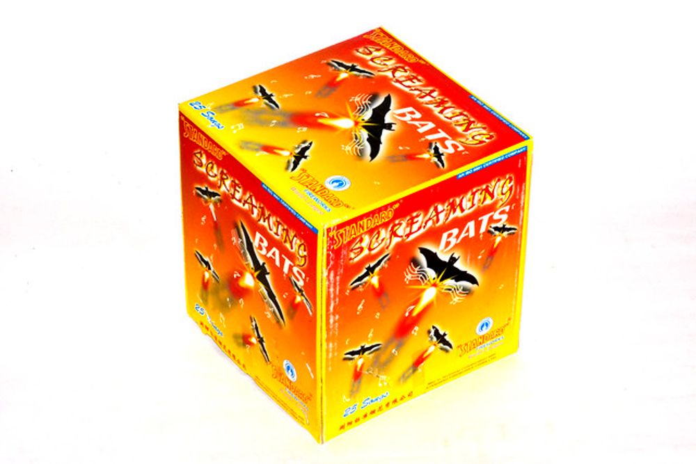 SCREAMING BATS (25 Shot CAKES) 