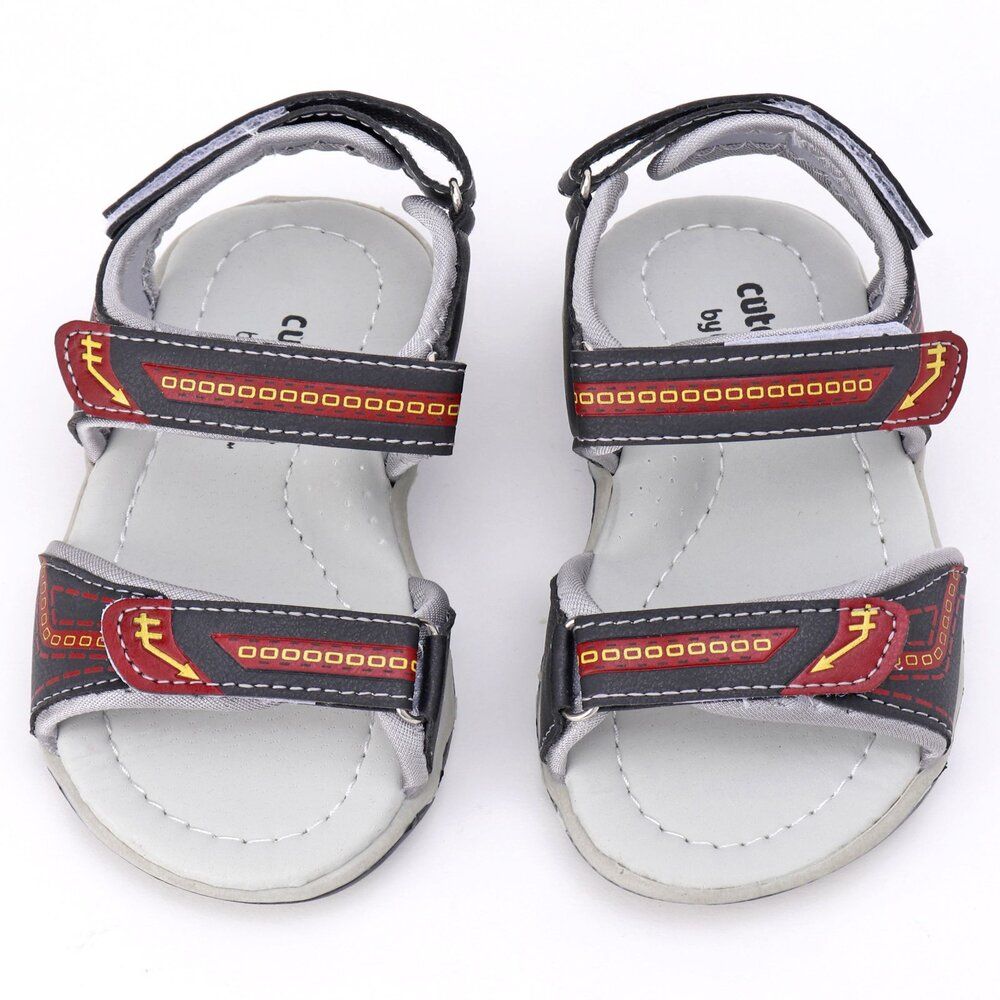 Cute Walk by Babyhug Printed Sandals - Black & Red
