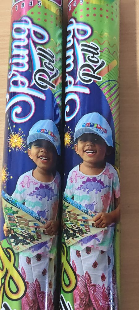 1.207 SPINNING SPARKLERS