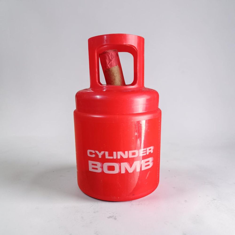 GAS CYLINDER