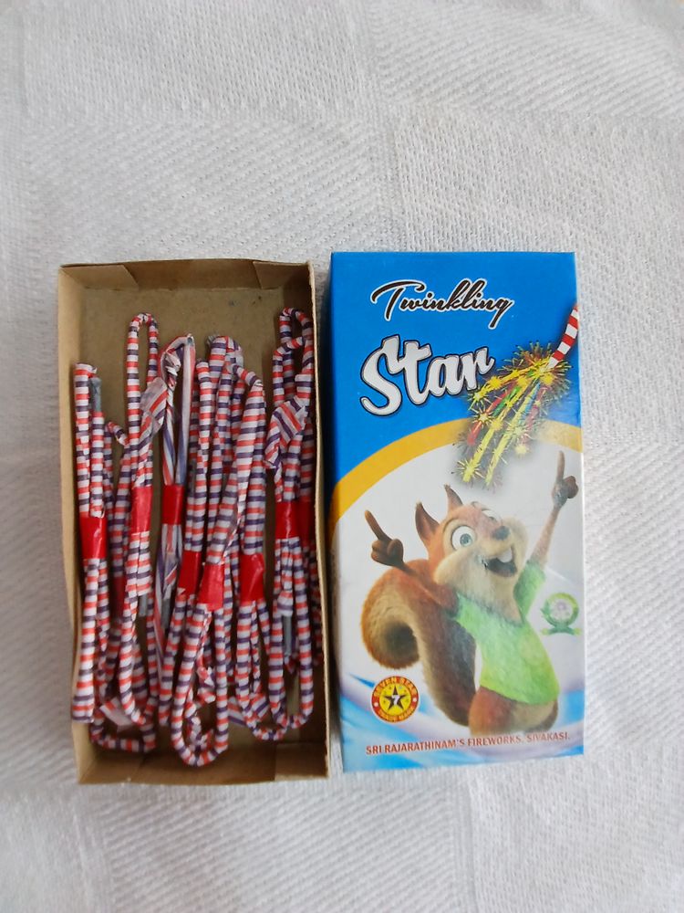 1 1/2' TWINKLING STAR (10 PCS)