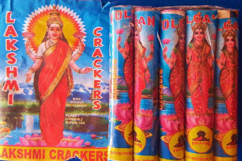 3 1/2''  Lakshmi (5 PCS - 1 Pkt)