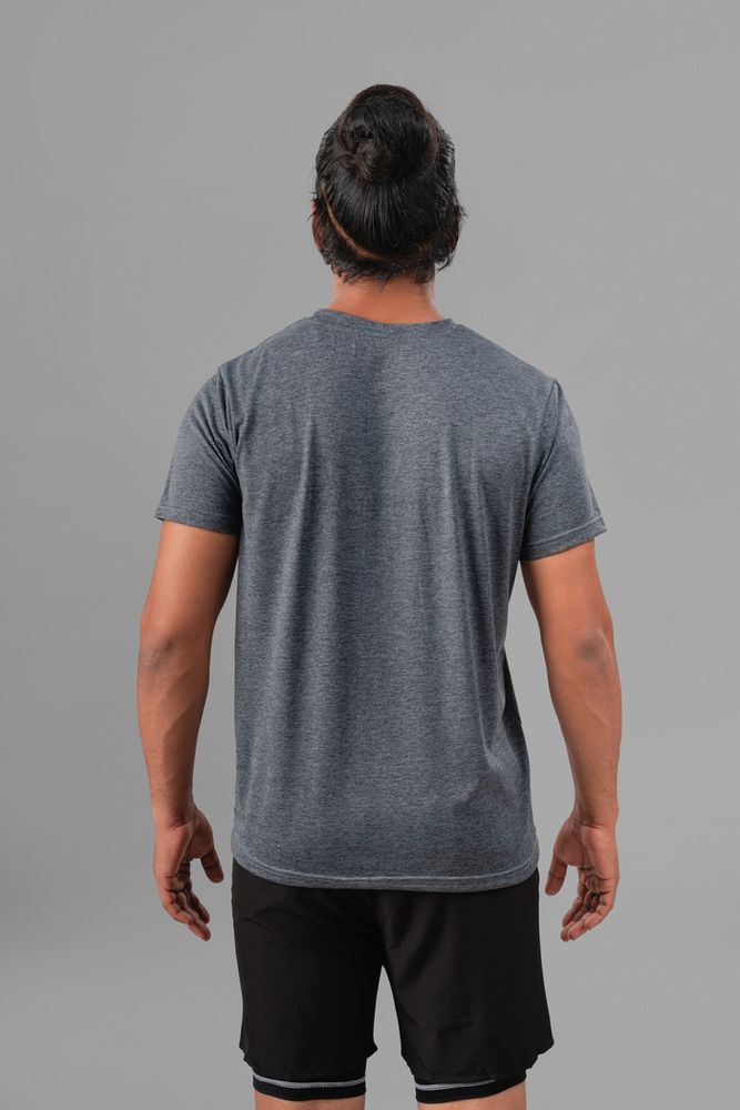 Grey polyster crew neck t-shirt