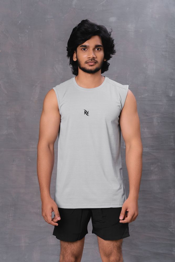 Sleeveless polyester T-shirt-Grey