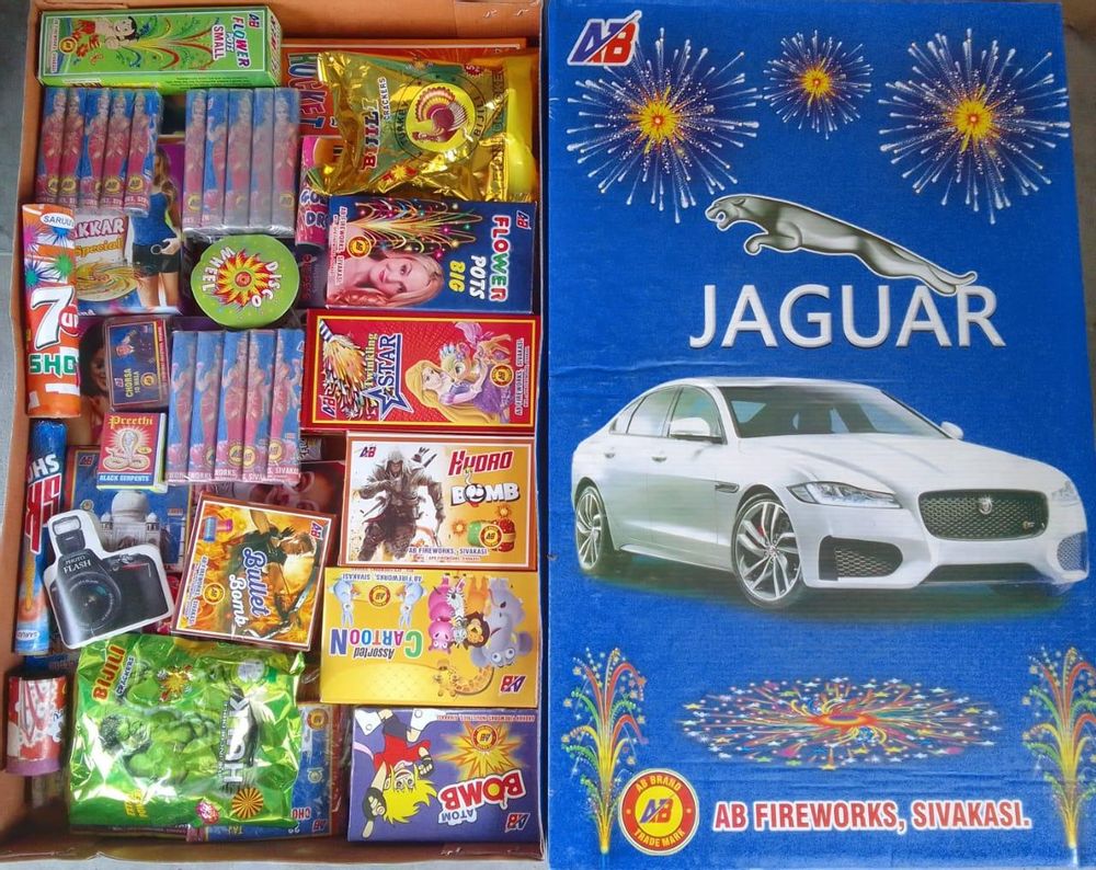 30 items Gift Box BYE 1 GET 1 30 items Gift Box BYE 1 GET 1