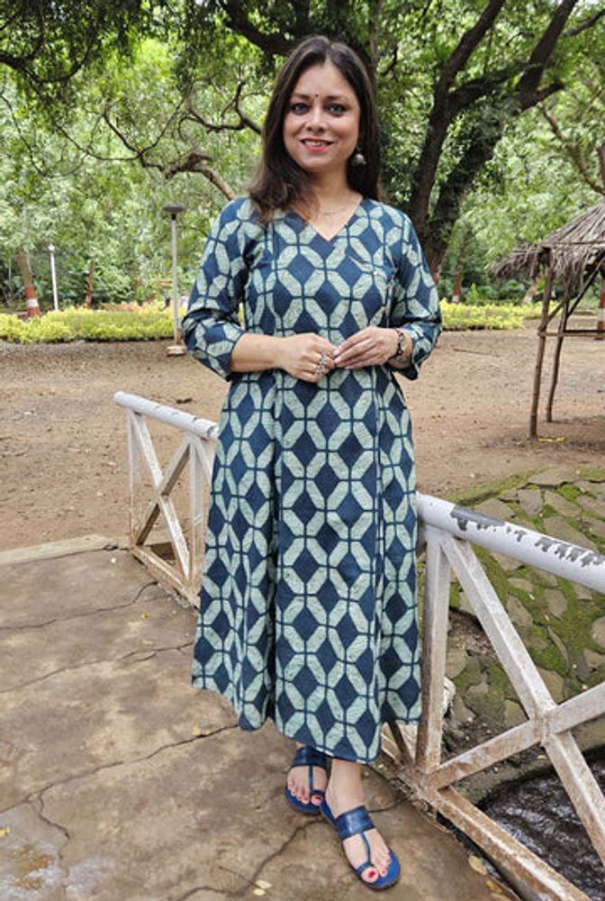 Rikidoos Trees Print Shorts - Navy Blue