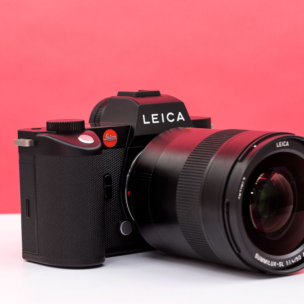 Leica's latest full-frame mirrorless camera has a new touchscreen