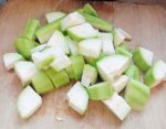 Bottle Gourd (Poriyal Cut)
