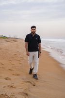iygra polo t-shirt- Black