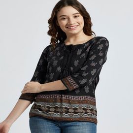 Printed Border Top With Lace Embellishment At Neck