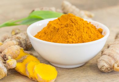 10 Reasons why you should be eating more Turmeric